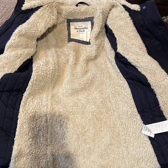 Abercrombie & Fitch jacket in great condition - Picture 3 of 5